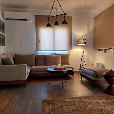 Maya Apartments, Modern And Convenient Apartments With Private Parking Скиатос Екстериор снимка