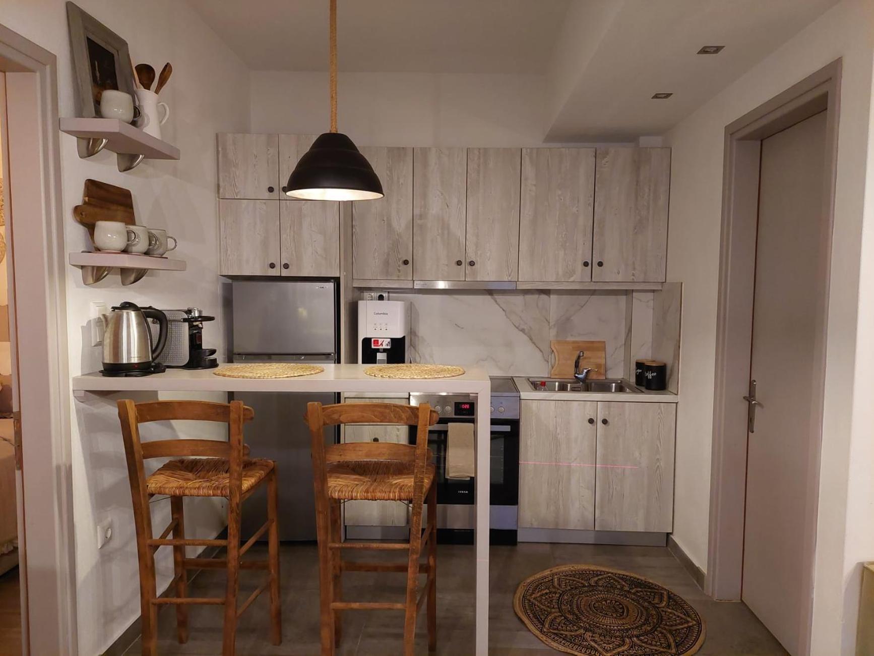 Maya Apartments, Modern And Convenient Apartments With Private Parking Скиатос Екстериор снимка