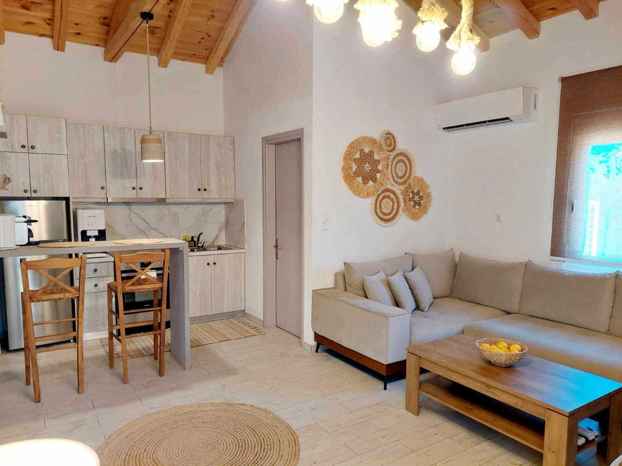Maya Apartments, Modern And Convenient Apartments With Private Parking Скиатос Екстериор снимка