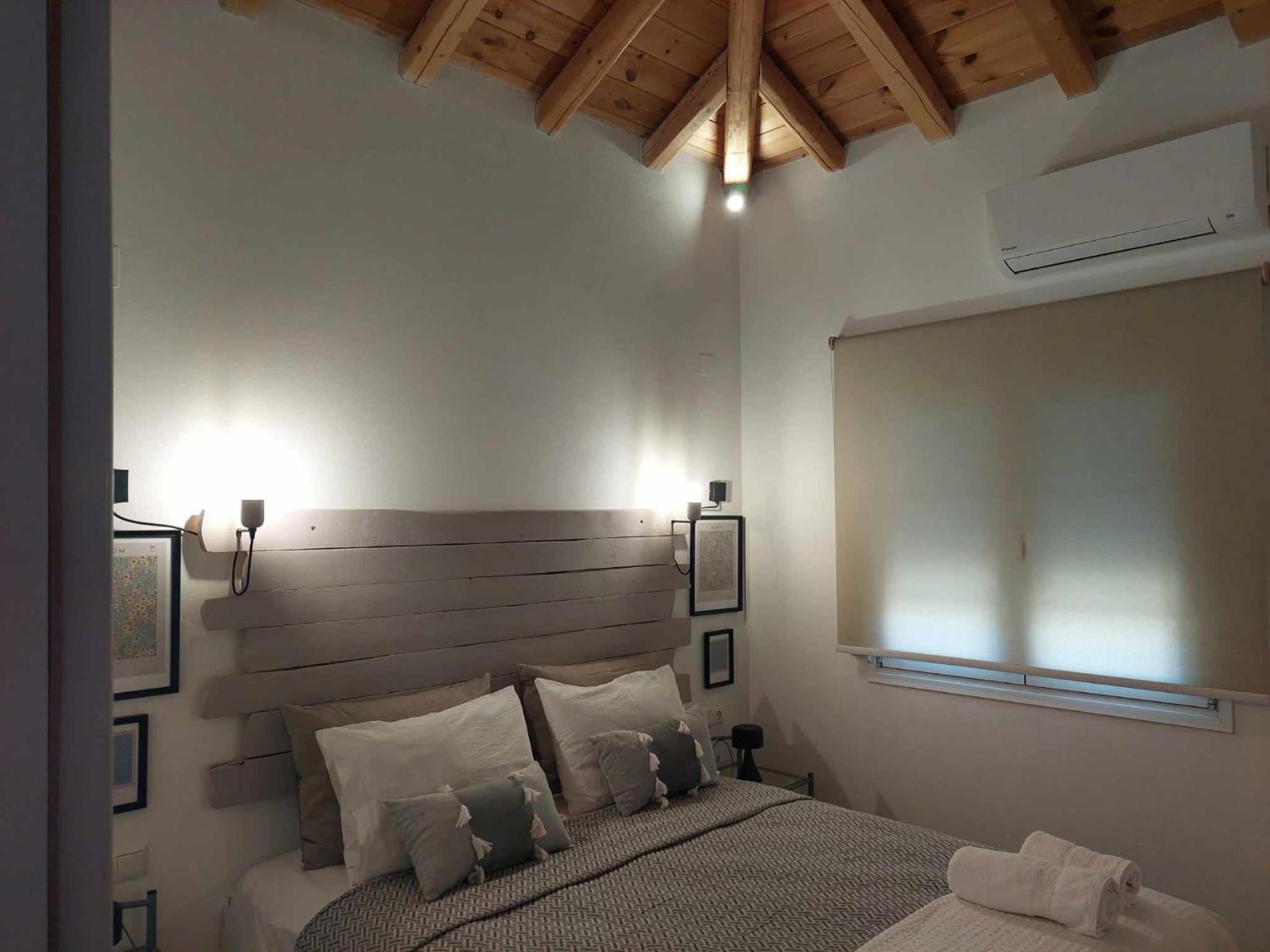 Maya Apartments, Modern And Convenient Apartments With Private Parking Скиатос Екстериор снимка