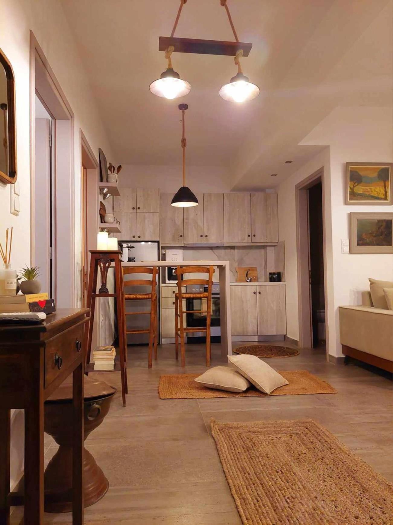 Maya Apartments, Modern And Convenient Apartments With Private Parking Скиатос Екстериор снимка