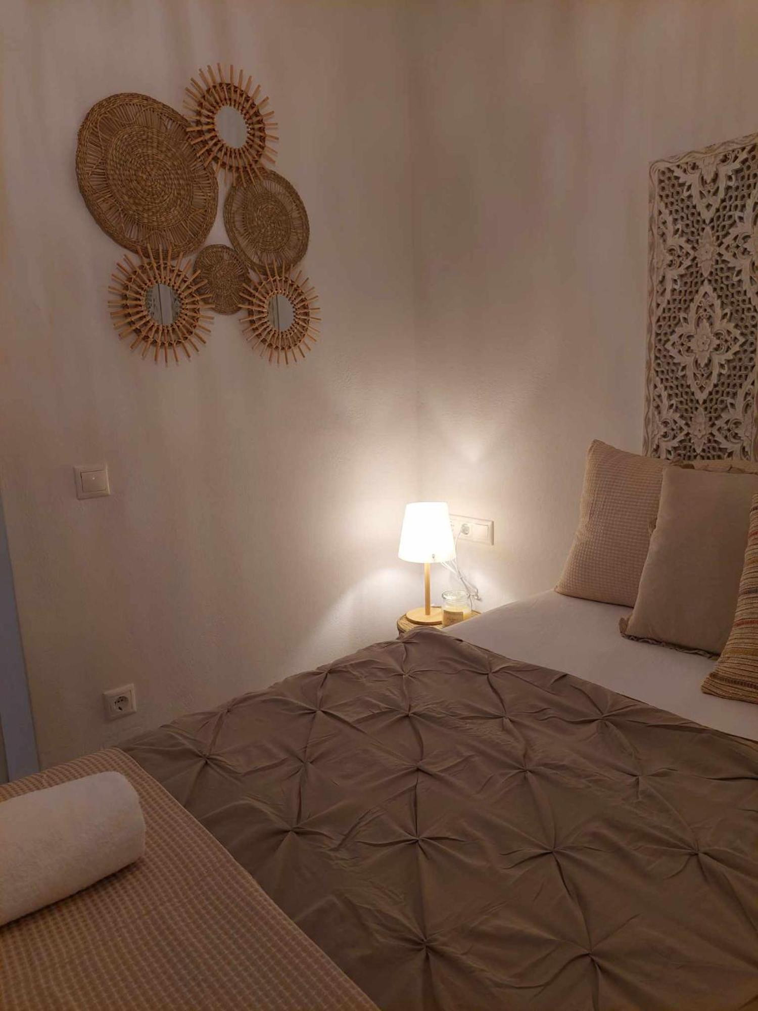 Maya Apartments, Modern And Convenient Apartments With Private Parking Скиатос Екстериор снимка